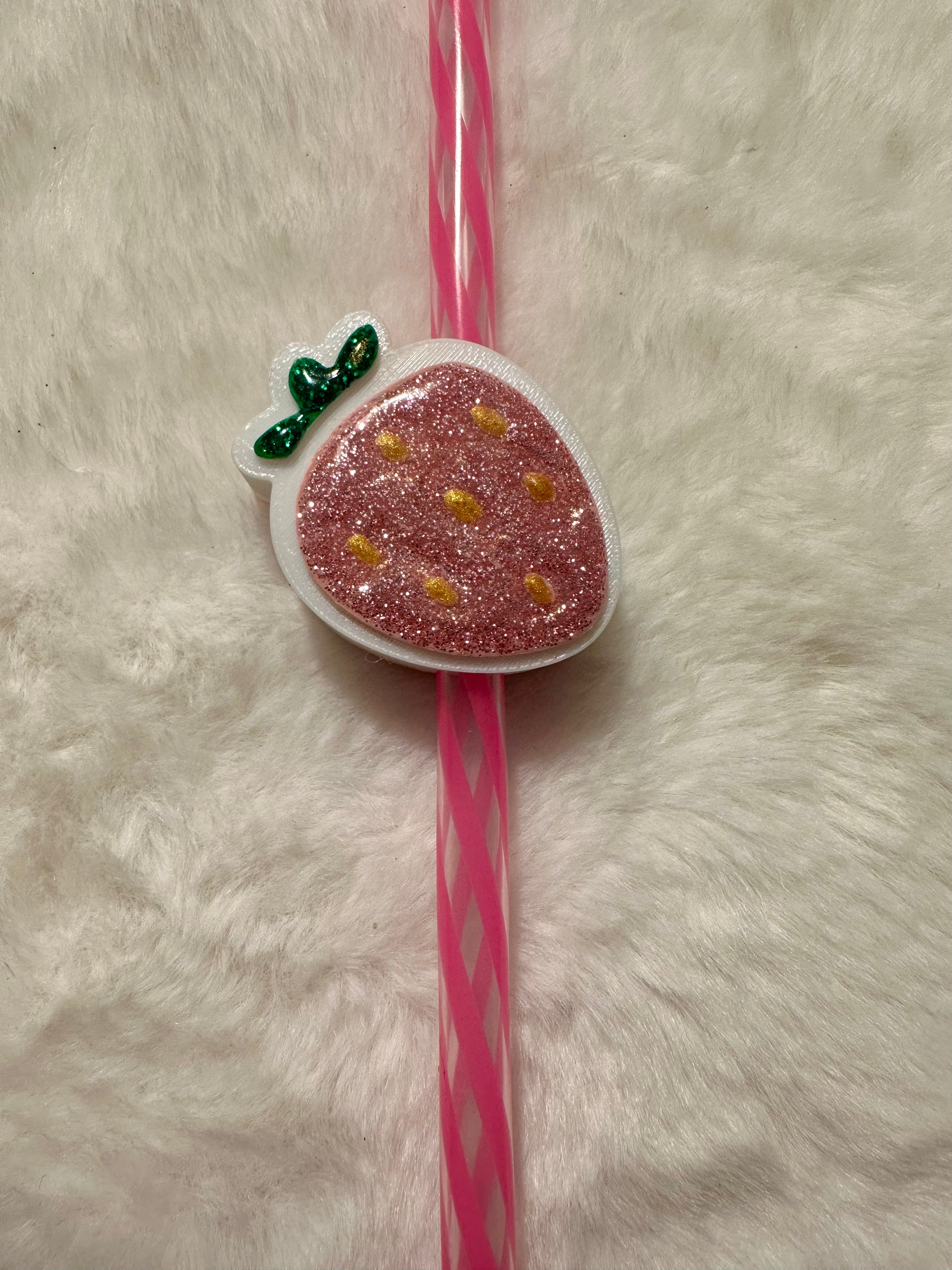 Strawberry Straw Topper