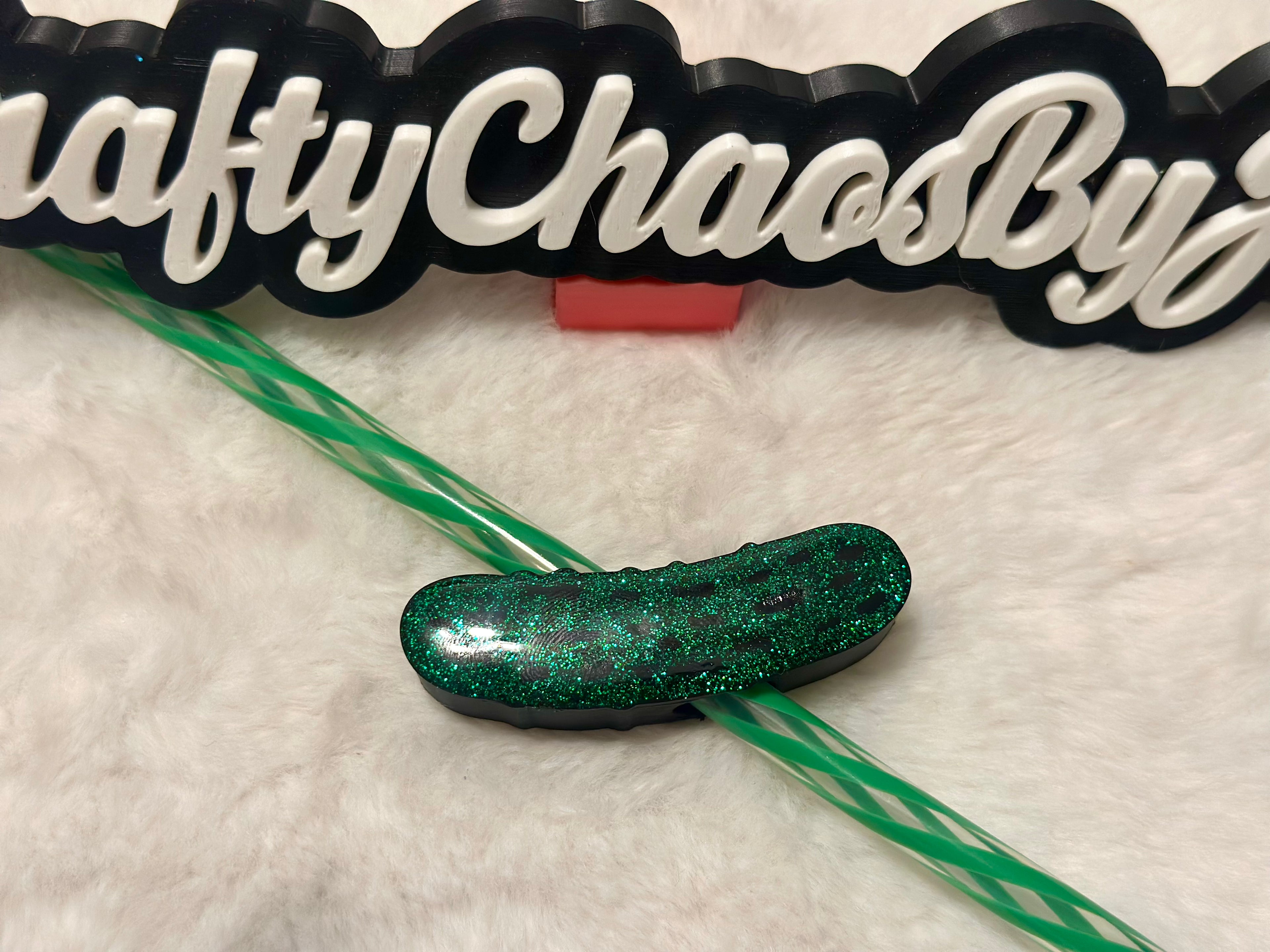 Pickle Straw Topper